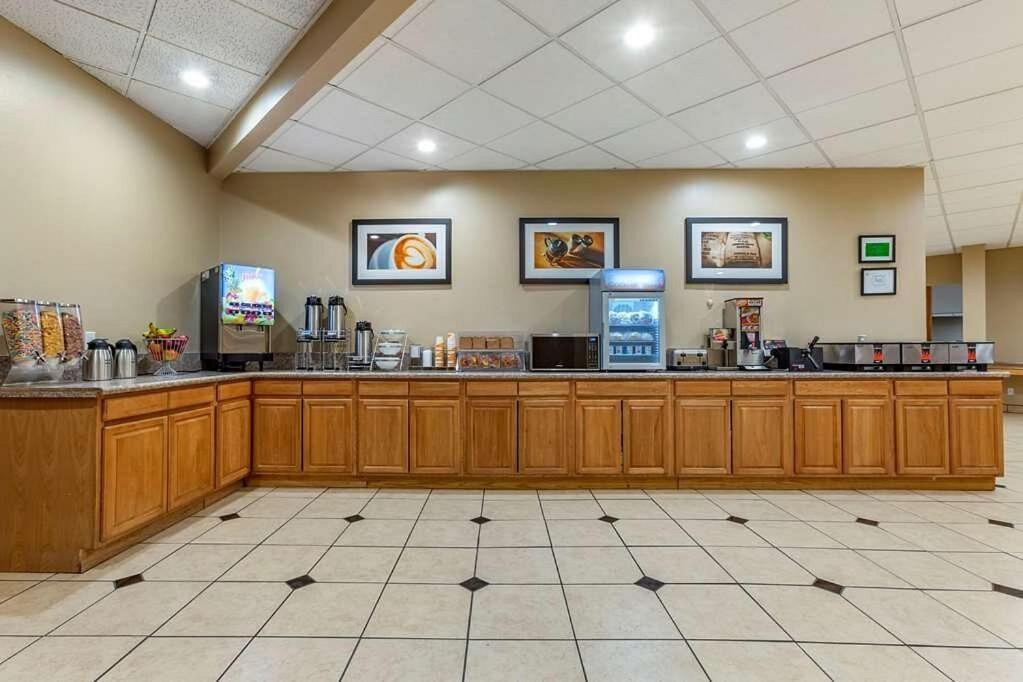 Clarion Inn & Suites, Ρόσγουελ Εξωτερικό φωτογραφία
