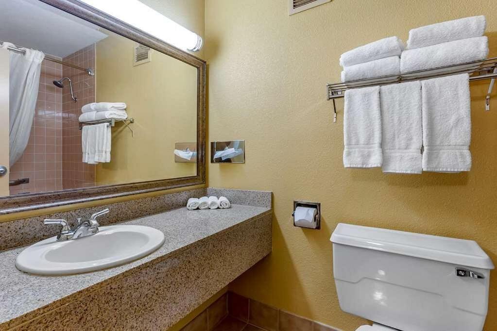 Clarion Inn & Suites, Ρόσγουελ Εξωτερικό φωτογραφία