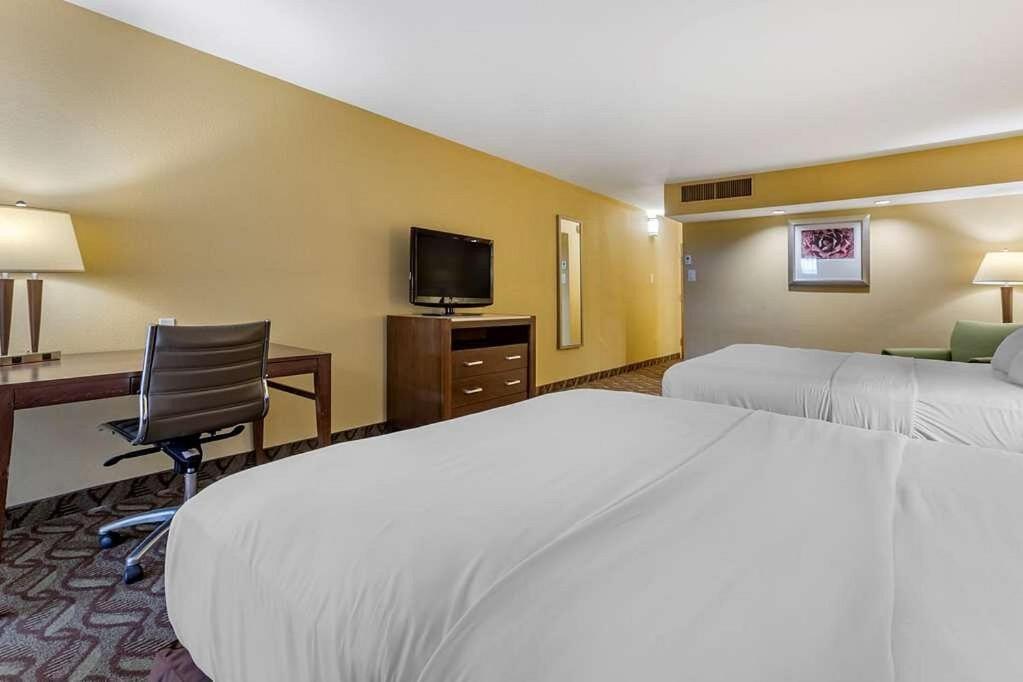 Clarion Inn & Suites, Ρόσγουελ Εξωτερικό φωτογραφία
