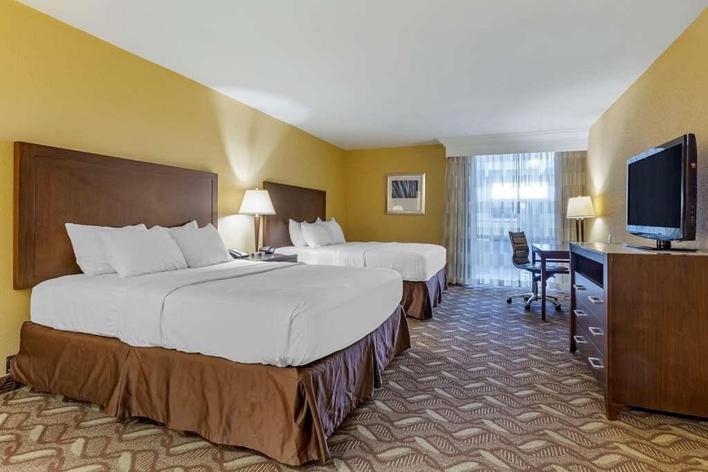 Clarion Inn & Suites, Ρόσγουελ Εξωτερικό φωτογραφία